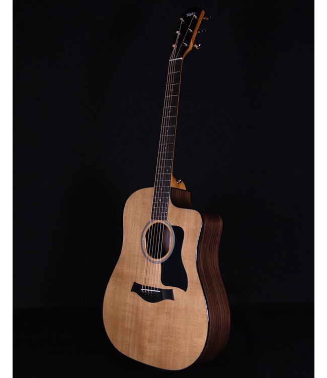 Taylor 210ce Plus