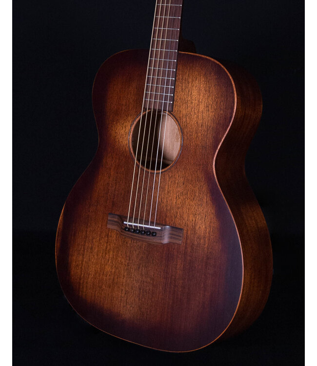 Martin 000-15M StreetMaster, Mahogany Burst