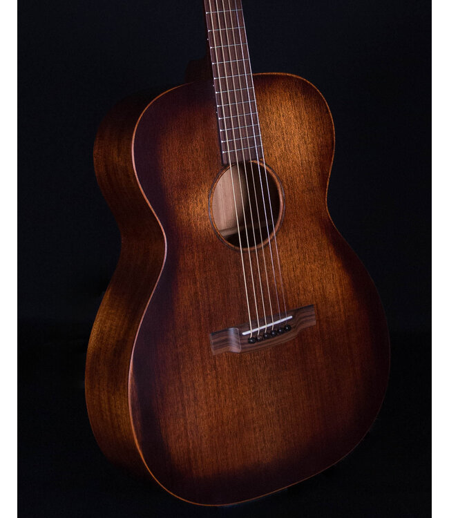 Martin 000-15M StreetMaster, Mahogany Burst