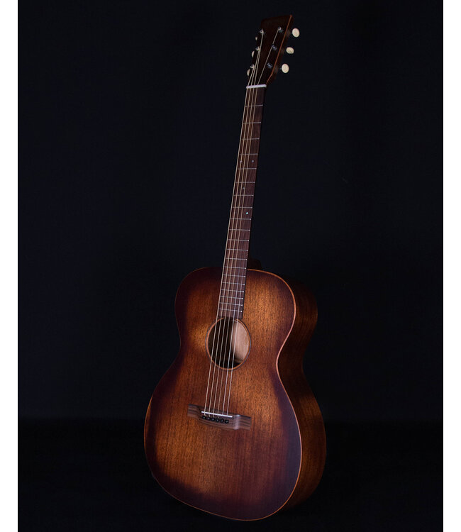Martin 000-15M StreetMaster, Mahogany Burst