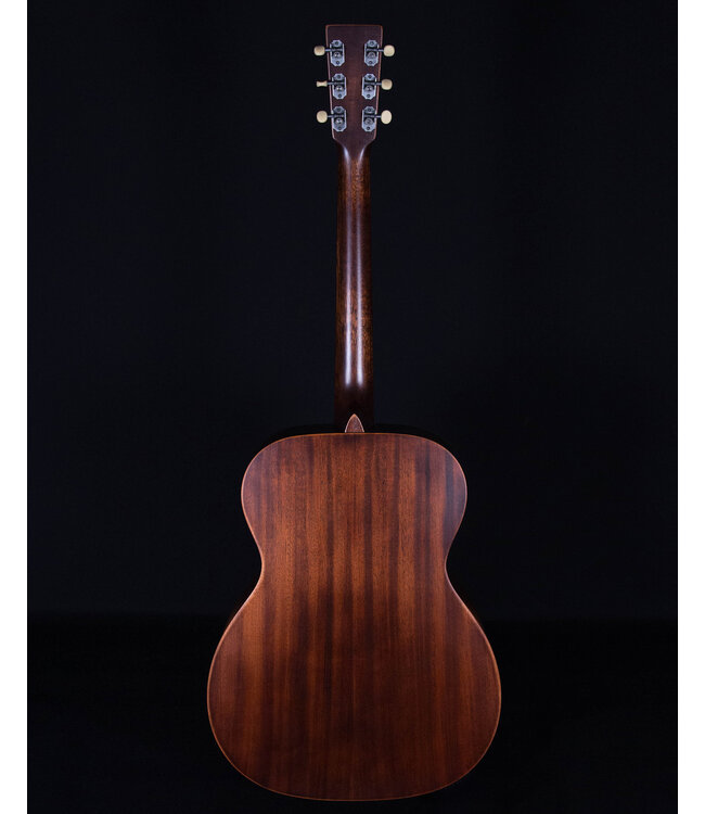 Martin 000-15M StreetMaster, Mahogany Burst