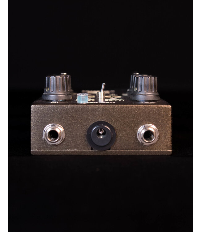 Caroline Meteore Lo-Fi Reverb Pedal