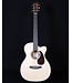 Martin Martin 000CJR-E Junior Cutaway Acoustic Electric, Spruce
