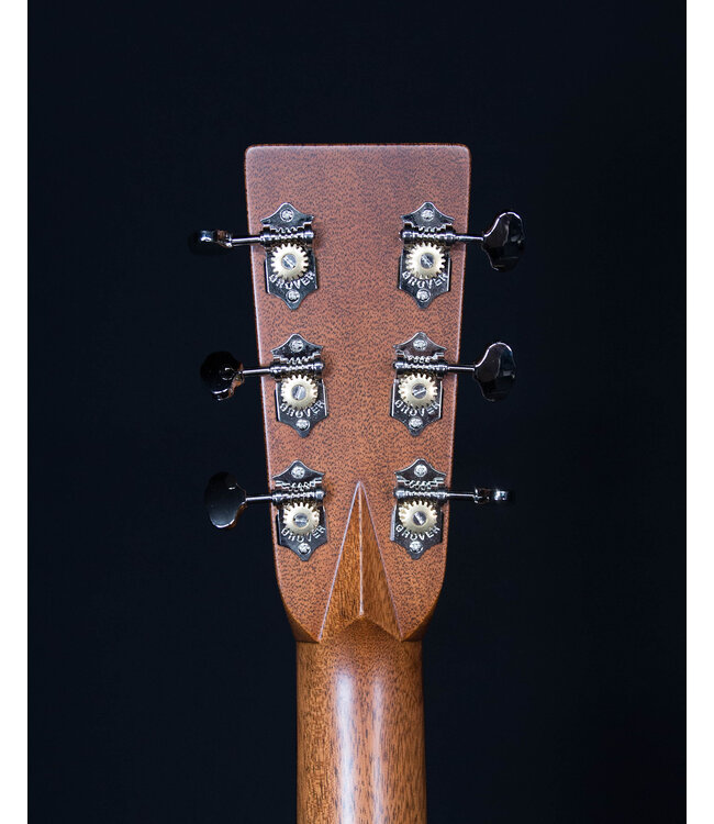 Martin D-28 Ambertone with Case