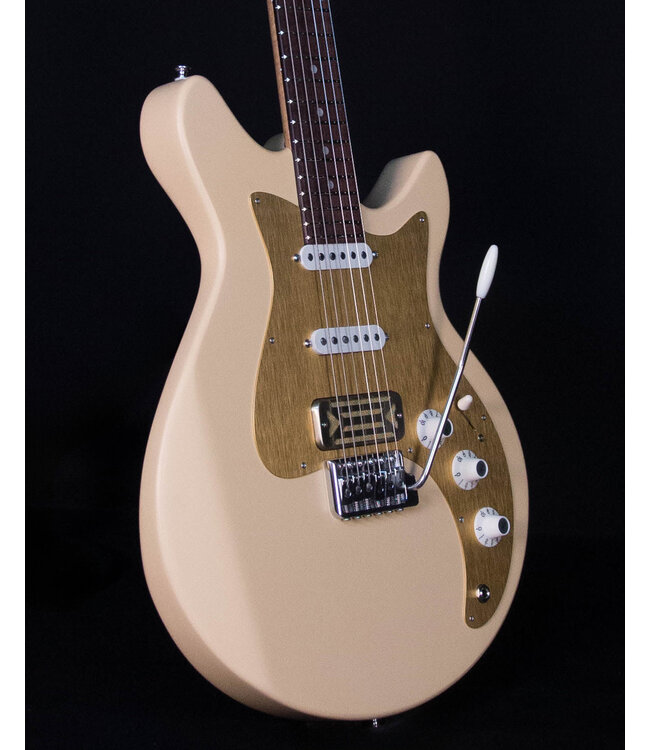 Eastman DC'62 Fullertone Solidbody Electric, Desert Sand