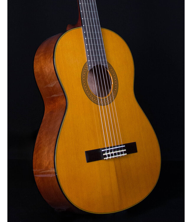 Yamaha CG142CH Classical Acoustic Guitar