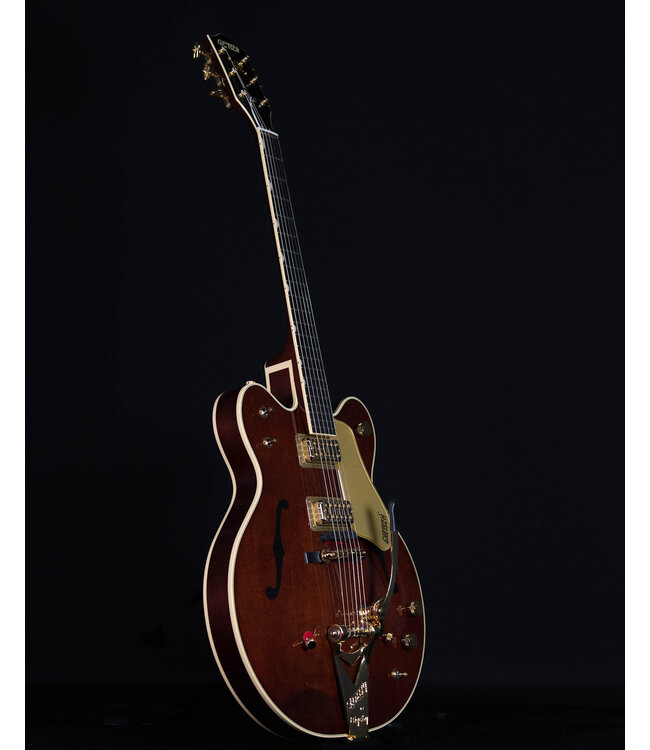 Gretsch VS Edition '62 Chet Atkins Country Gentleman, Hollow Body, Walnut Stain