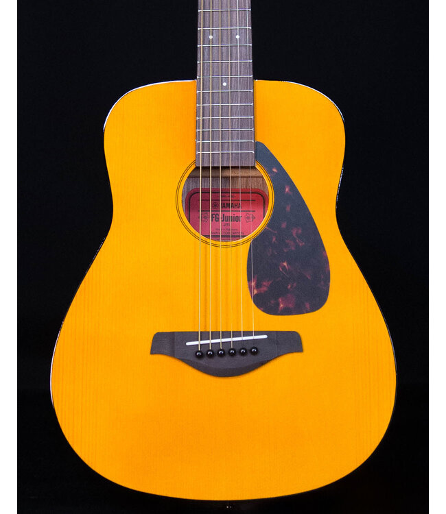 Yamaha JR1 3/4-Folk Guitar, Spruce Top, Meranti Back and Sides, Natural with Bag