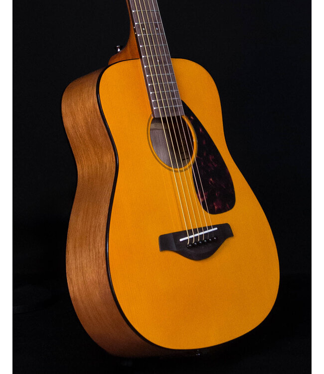 Yamaha JR1 3/4-Folk Guitar, Spruce Top, Meranti Back and Sides, Natural with Bag