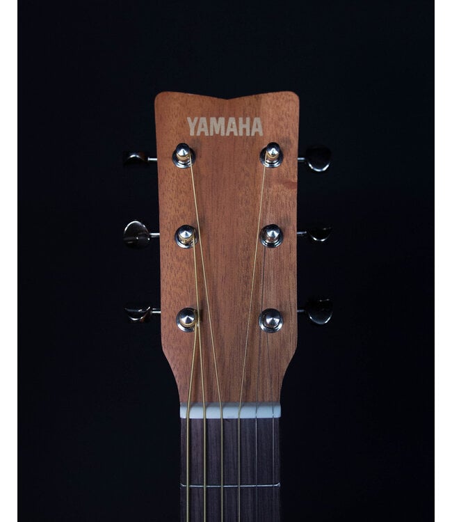 Yamaha JR1 3/4-Folk Guitar, Spruce Top, Meranti Back and Sides, Natural with Bag