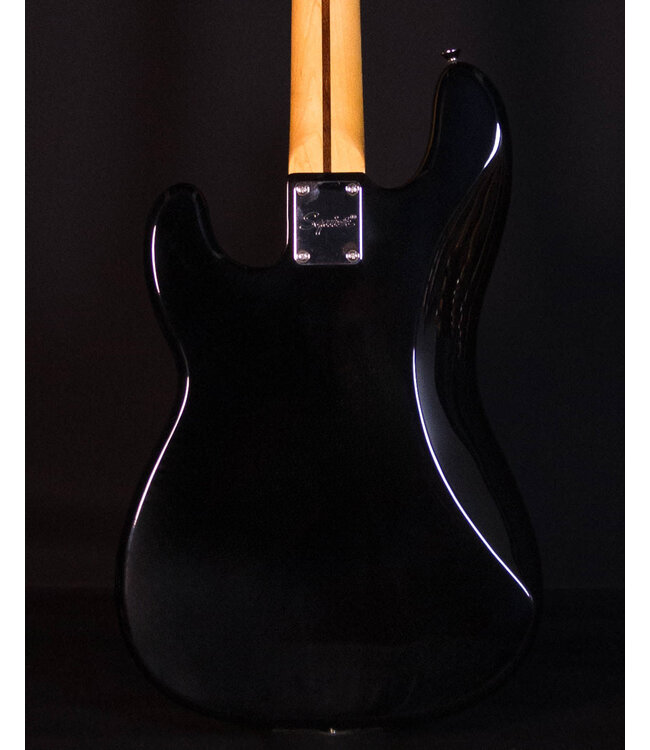Squier Classic Vibe '70s Precision Bass, Maple FB, Black
