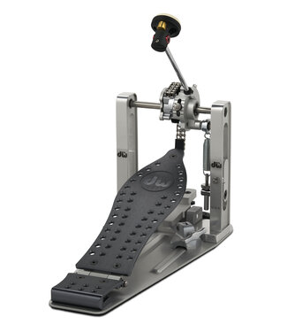 Drum Workshop DW MFG Series Machined Chain Drive Single Pedal w/ Bag, Gun Metal Edition