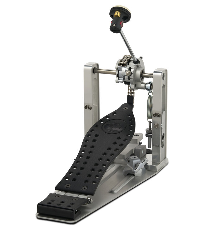 DW MFG Series Machined Chain Drive Single Pedal w/ Bag, Graphite Edition