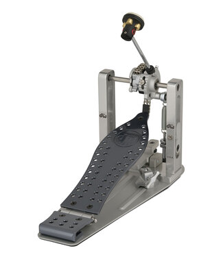 DW DW MFG Series Machined Chain Drive Single Pedal w/ Bag