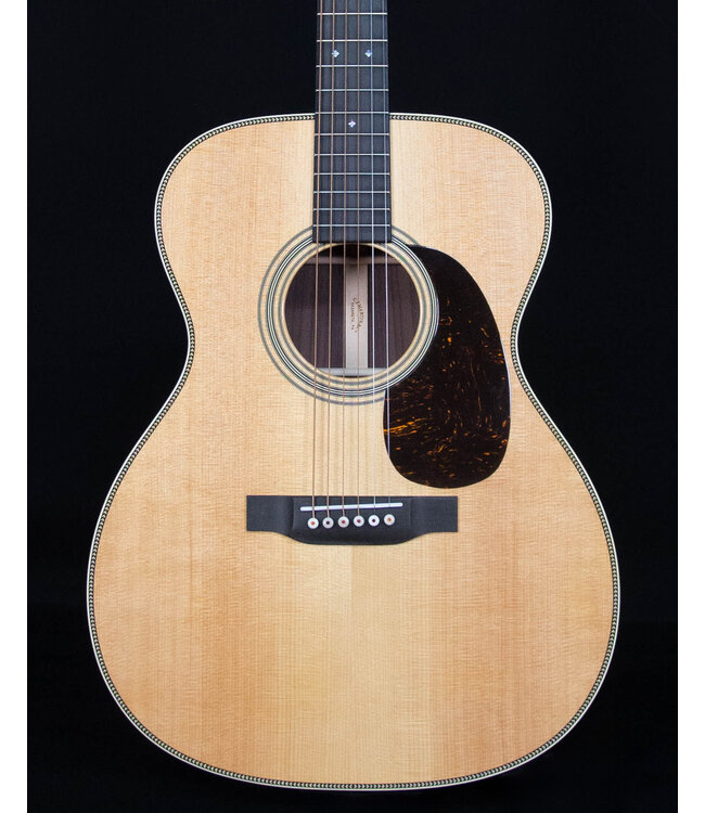 Martin 000-28 Standard Series Acoustic - 2025 Model