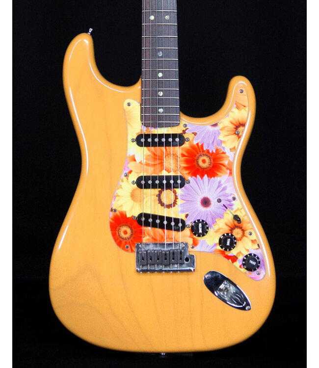 Fender American 60th Anniversary Stratocaster with Case, Butterscotch, 2016 - Used