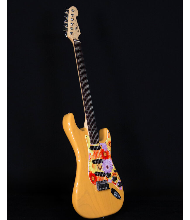 Fender American 60th Anniversary Stratocaster with Case, Butterscotch, 2016 - Used