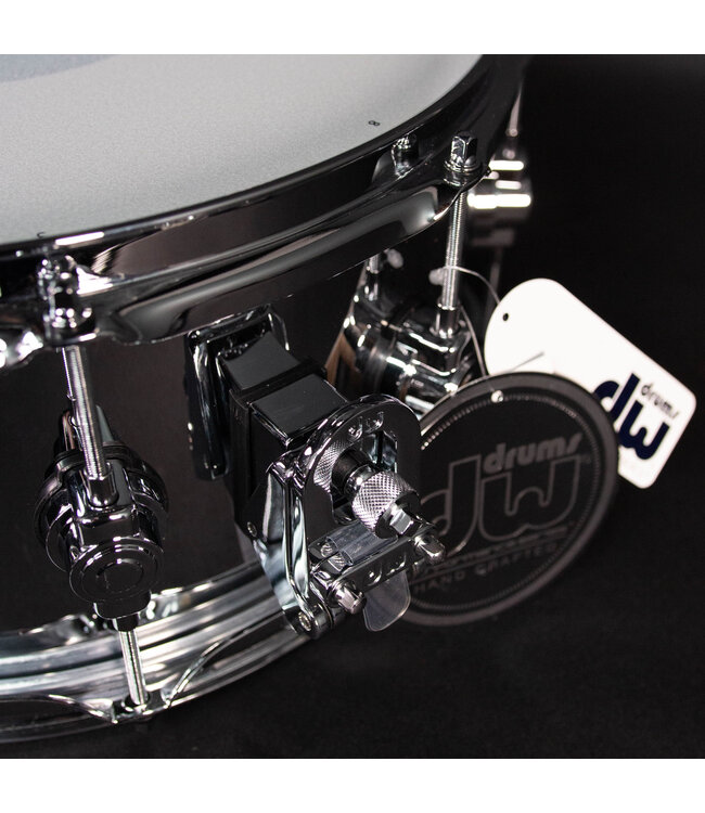 DW 14" x 6.5" Performance Series Chrome over Steel Snare Drum