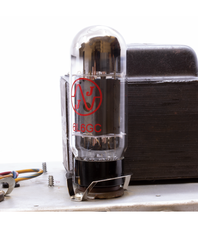 Belton Tube Retainer Clip, 1 1/2" Mounting Center