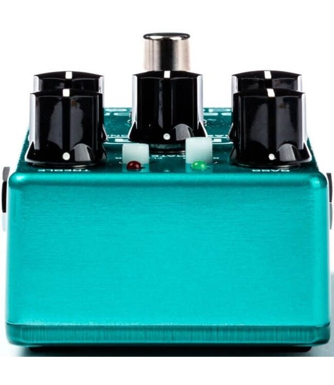 MXR M83 Bass Chorus Deluxe Pedal