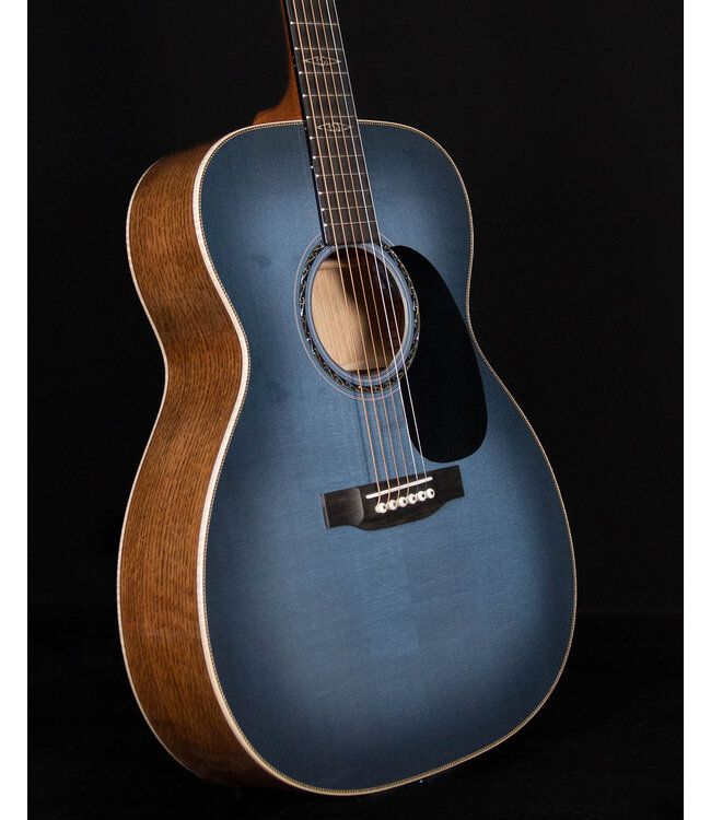 Martin CEO-11 Signature Edition Acoustic, New Horizons Blue Burst