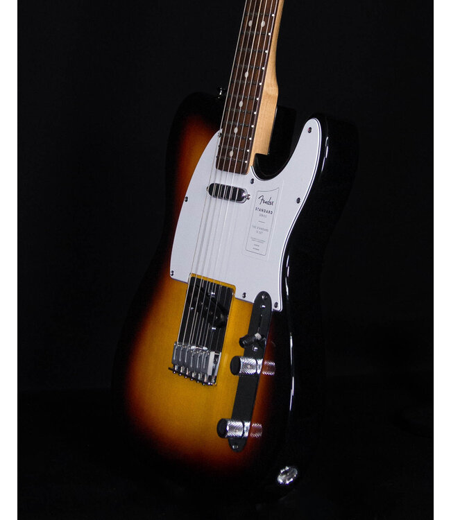 Fender Standard Telecaster, Laurel FB, 3-Color Sunburst
