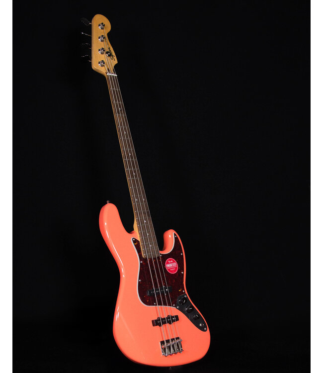 Squier Classic Vibe 60s Jazz Bass, Laurel FB, Tahitian Coral