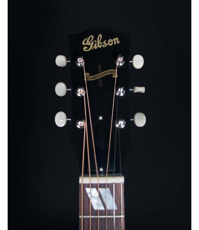 Gibson Custom Shop Banner Southern Jumbo Gibson