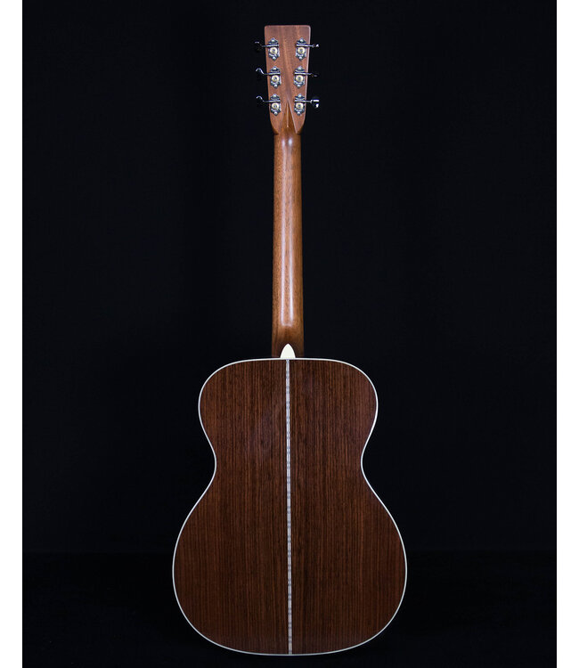 Martin OM-28 Acoustic Guitar, Natural