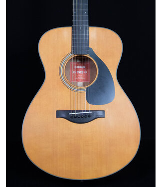 Yamaha Yamaha FSX3 Red Label Concert Acoustic Guitar with Atmosfeel Pickup, Hard Bag