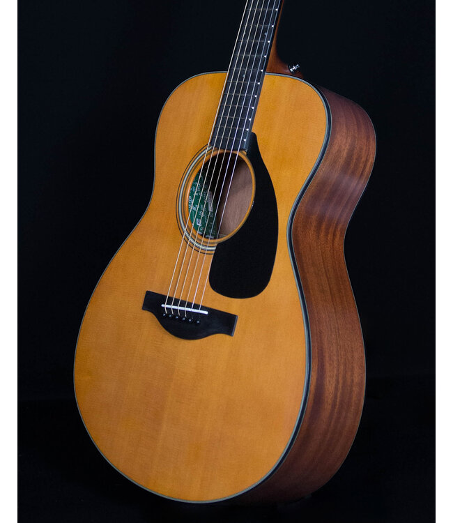 Yamaha FSX3 Red Label Concert Acoustic Guitar with Atmosfeel Pickup, Hard Bag