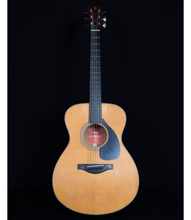 Yamaha FSX3 Red Label Concert Acoustic Guitar with Atmosfeel Pickup, Hard Bag