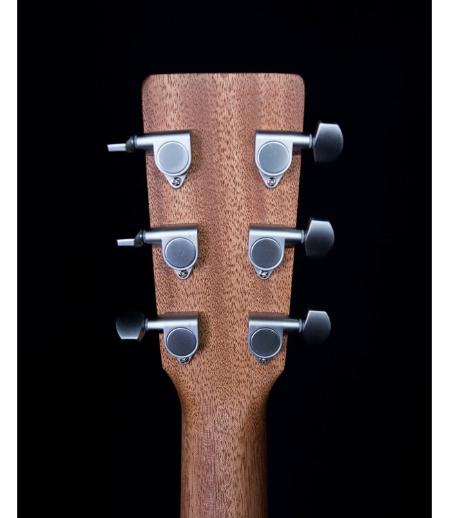 Martin 000CJR-E Junior Cutaway Acoustic Electric, Spruce