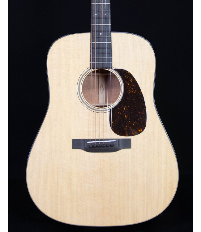 Martin D-18 Standard Series Acoustic - 2025