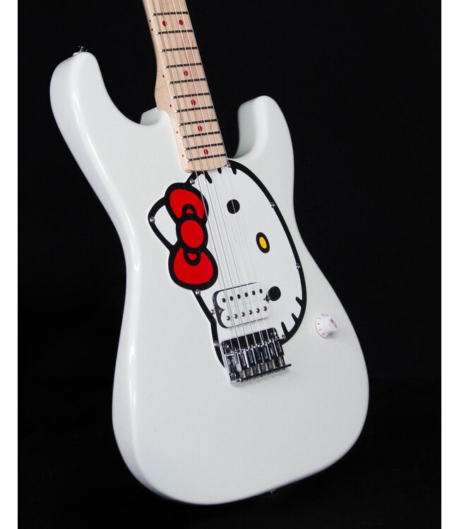 Fender® x Hello Kitty® White Stratocaster®