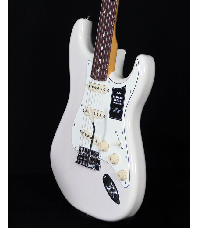 Fender Player II Stratocaster, Rosewood FB, Chambered Ash, White Blonde