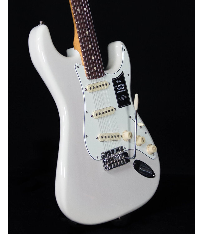 Fender Player II Stratocaster, Rosewood FB, Chambered Ash, White Blonde