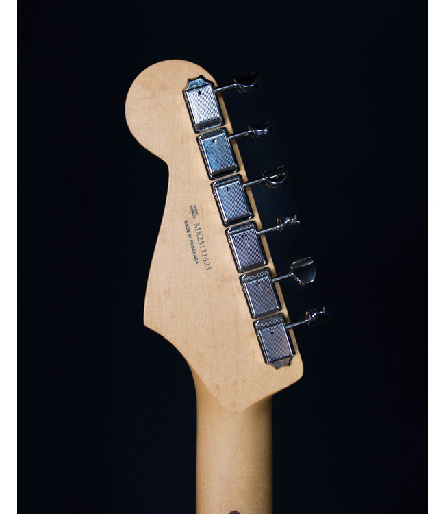 Fender Player II Stratocaster, Maple FB, Chambered Ash, Aged Cherry Burst