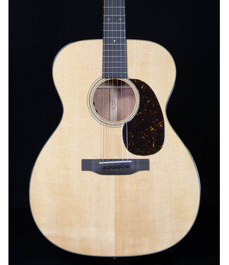 Martin Martin 000-18 Standard with Fishman Matrix Infinity System - 2025