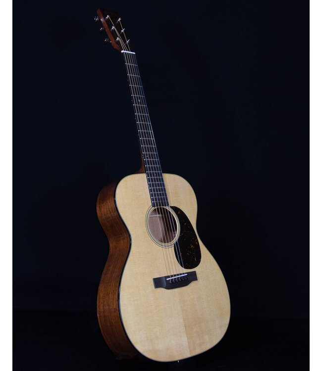 Martin 000-18 Standard with Fishman Matrix Infinity System - 2025