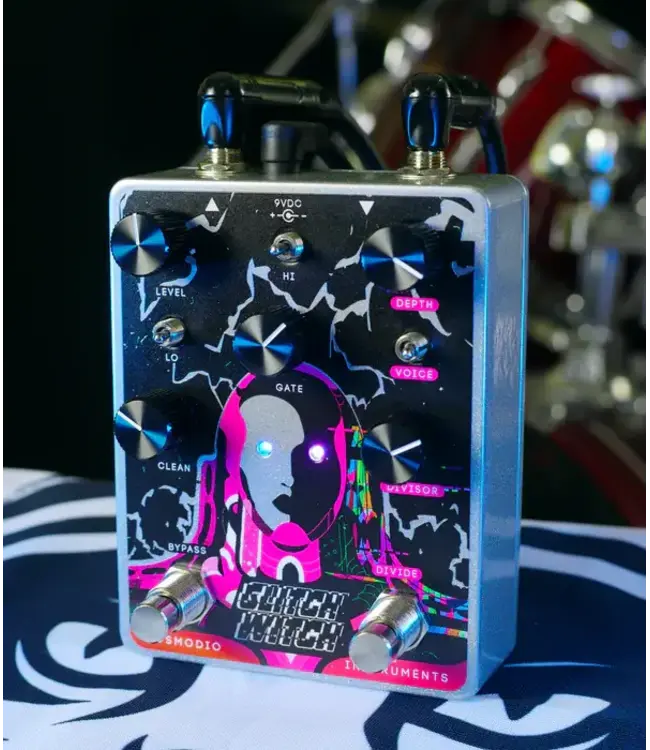 Cosmodio Instruments Glitch Witch Auto-Modulated Logic Fuzz
