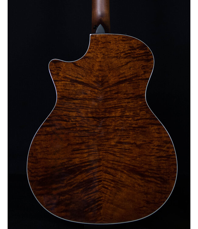 Taylor 614ce, V-Class Bracing