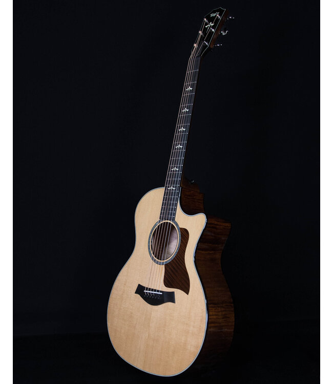 Taylor 614ce, V-Class Bracing