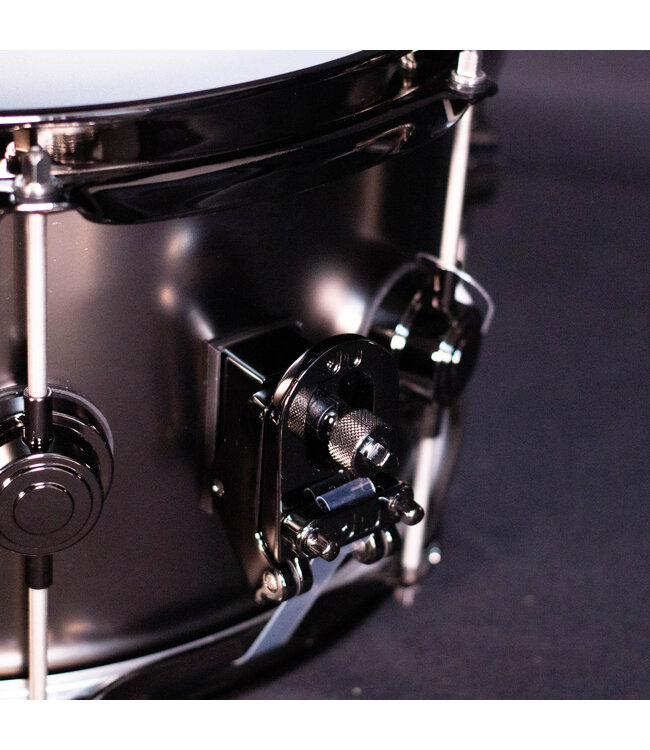 DW 13" x 7" Collector's Series Satin Black Nickel over Brass Snare Drum, Black Nickel Hardware