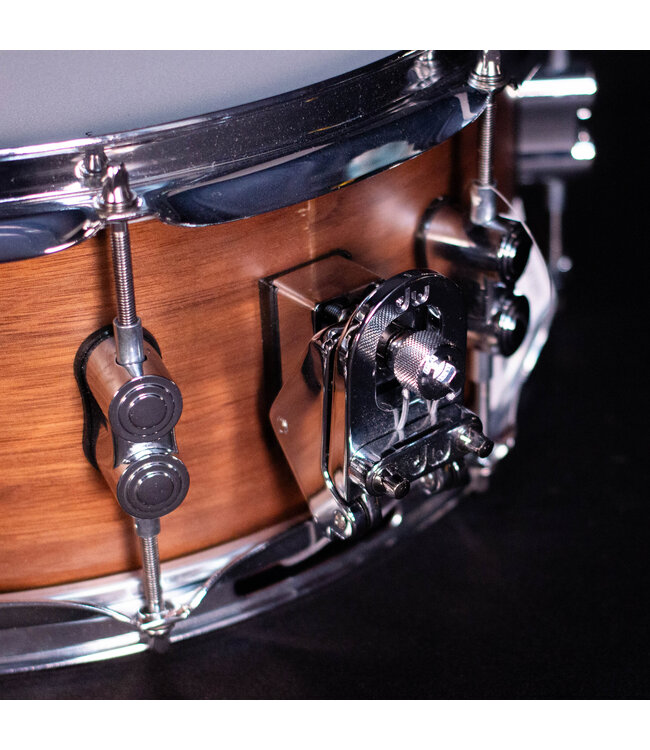 PDP 14" x 5.5" LTD 20-Ply Maple/Walnut Hybrid Snare Drum, Natural Satin