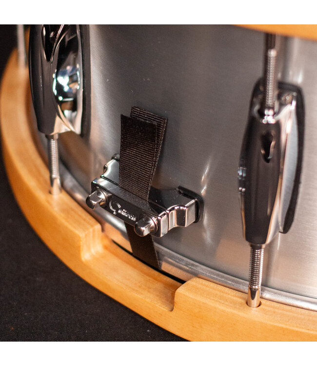 Gretsch 14" x 6.5" Full Range Aluminum Snare Drum with Wood Hoops