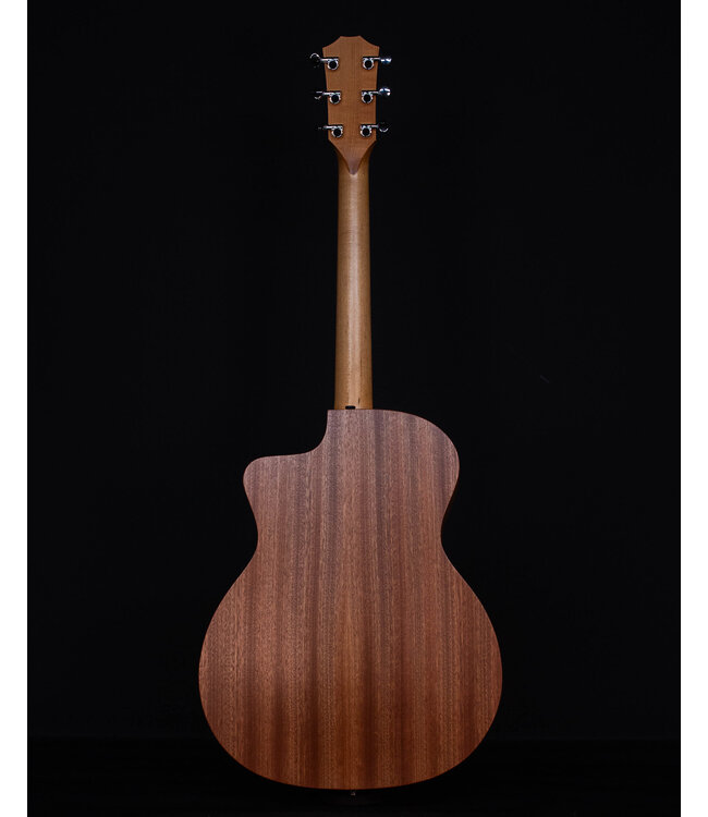 Taylor 24ce Acoustic Electric, Sapele/Mahogany