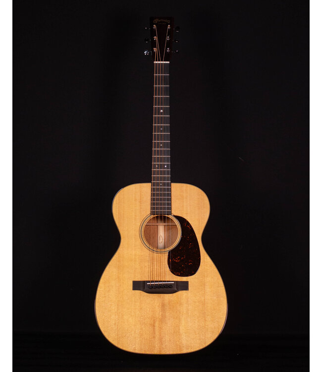 Martin 00-18 Standard Series Acoustic