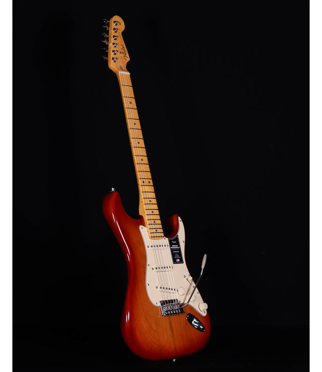Fender American Professional II Stratocaster, Maple FB, Sienna Sunburst