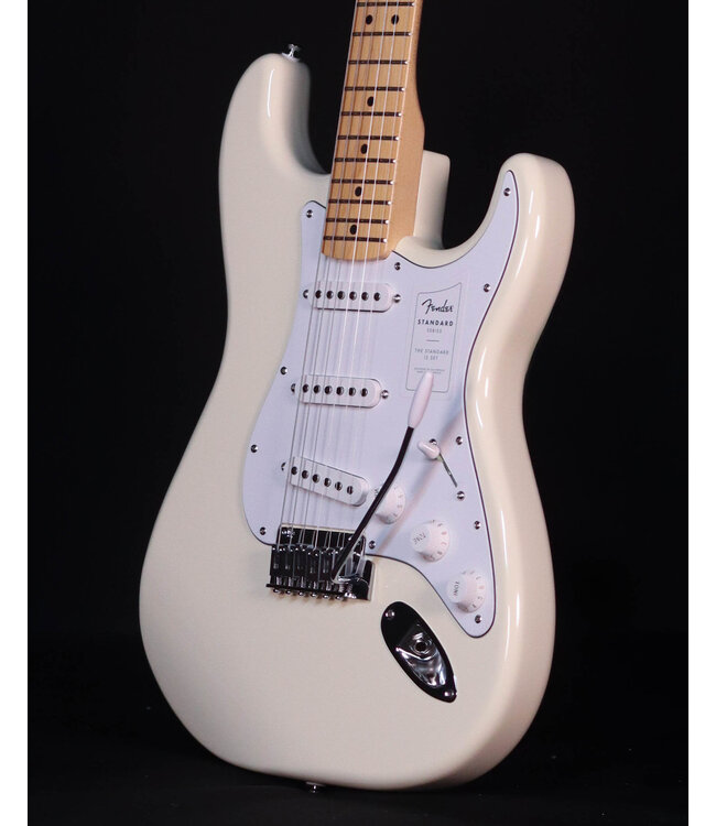 Fender Standard Stratocaster, Maple FB, Olympic White
